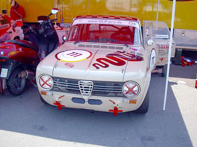 Alfa_Romeo_Giulia.jpg